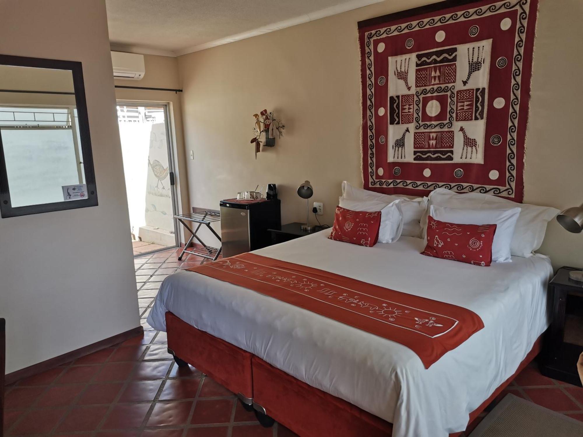 Londiningi Guesthouse Windhoek Exterior photo